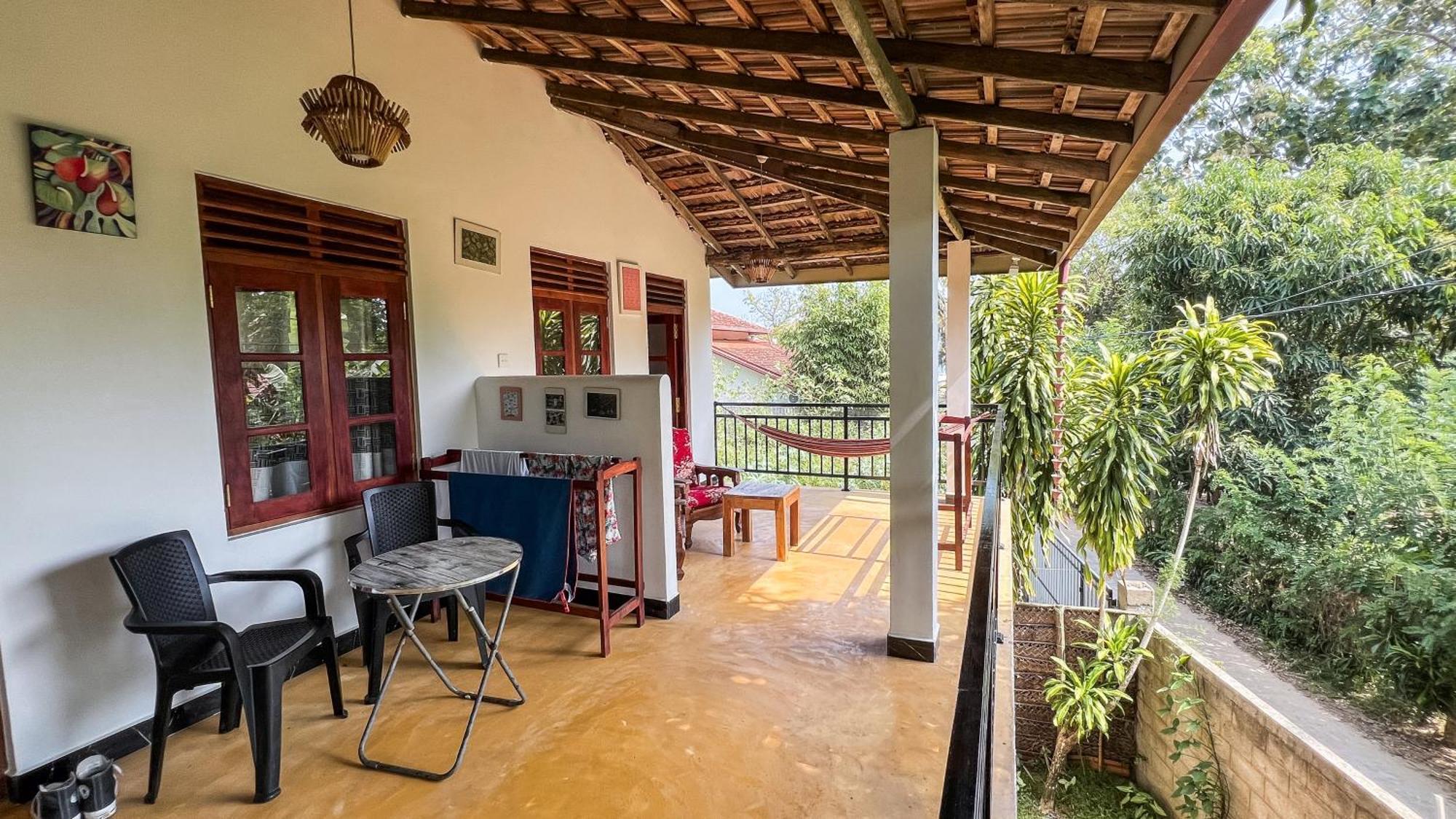 Relax Beach House Тангалла Экстерьер фото