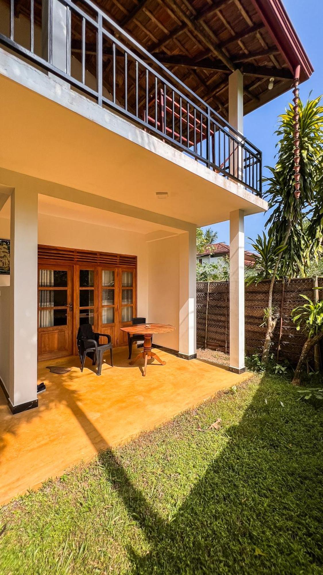 Relax Beach House Тангалла Экстерьер фото