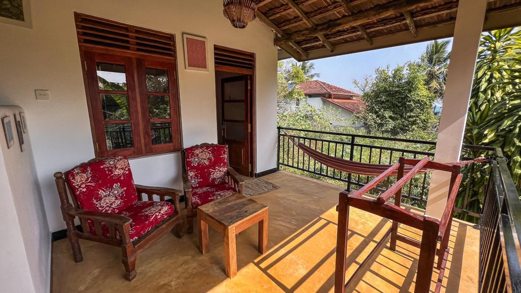 Relax Beach House Тангалла Экстерьер фото
